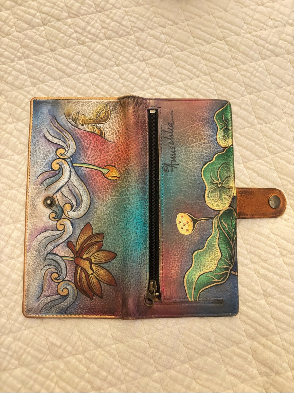 ANUSCHKA HAND-PAINTED LEATHER WALLET - Picture 9 of 12